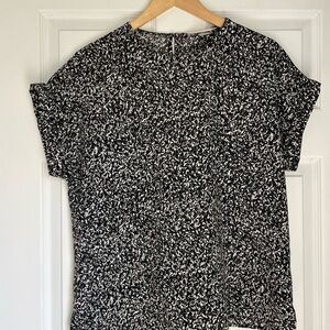 Christopher & Banks Black and White Boxy Short Sleeve Top